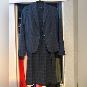 Banana republic suit dress set